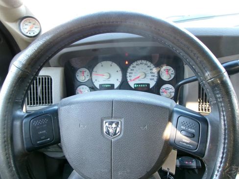 Used 2004 Dodge Ram 2500 Truck SLT w/ Trailer Tow Group image 15