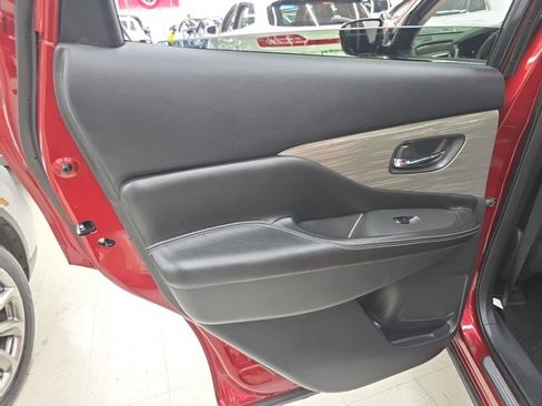Used 2015 Nissan Murano S w/ Navigation Package AWD/4WD image 14