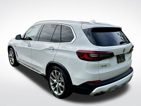 Used 2023 BMW X5 xDrive45e image 4