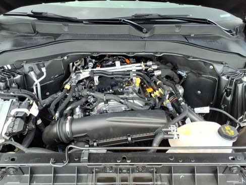 Certified 2025 Ford Explorer Active RWD image 11