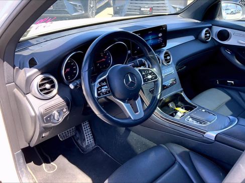 Used 2022 Mercedes-Benz GLC 300 4MATIC image 18