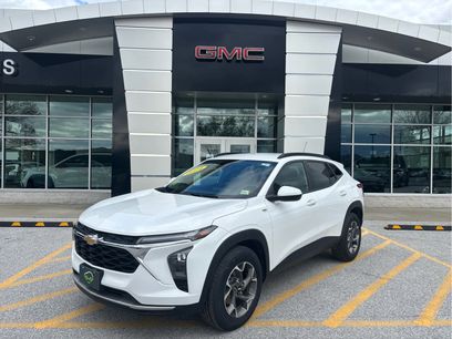 Certified 2024 Chevrolet Trax LT w/ Driver Confidence Package