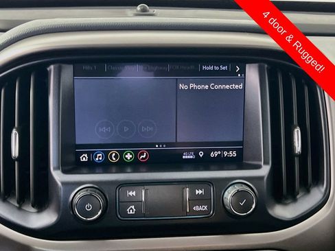 Used 2022 Chevrolet Colorado Z71 AWD/4WD image 14
