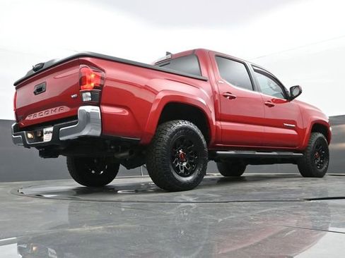 Used 2021 Toyota Tacoma SR5 RWD image 27