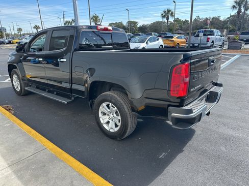 Used 2021 Chevrolet Colorado LT w/ Safety Package image 6