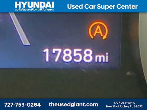 Used 2023 Hyundai Santa Fe SEL FWD image 32