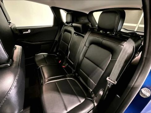 Used 2022 Ford Escape Titanium w/ Class II Trailer Tow Package AWD/4WD image 29