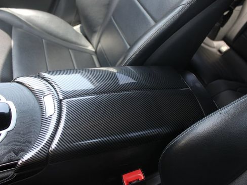 Used 2017 Mercedes-Benz GLC 300 image 28