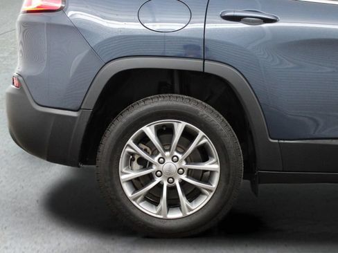 Used 2021 Jeep Cherokee Latitude Lux w/ Sun & Sound Group FWD image 14