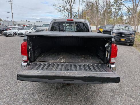 Used 2017 Toyota Tacoma 4x4 Access Cab image 20