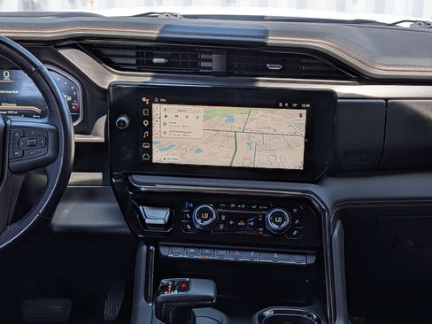 Used 2022 GMC Sierra 1500 AT4 w/ AT4 Preferred Package AWD/4WD image 26