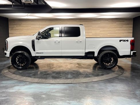 Used 2024 Ford F250 Lariat w/ Sport Appearance Package image 21