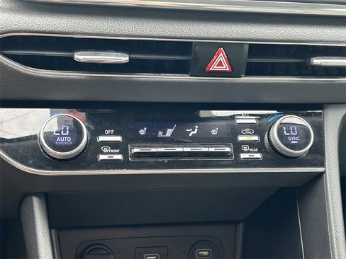 Used 2021 Hyundai Sonata SEL image 28