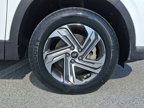 Used 2023 Hyundai Santa Fe SE image 8