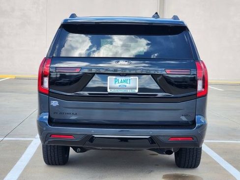 Used 2025 Ford Expedition Max Platinum w/ Stealth Appearance Package AWD/4WD image 6