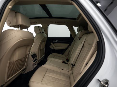 Certified 2024 Audi Q5 2.0T Premium Plus AWD/4WD image 20