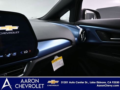 New 2026 Chevrolet Equinox EV LT image 9