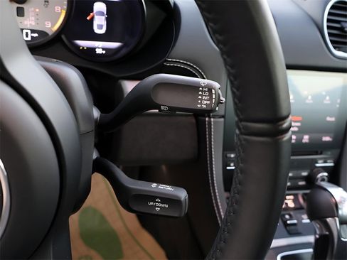 Used 2022 Porsche 718 Cayman GT4 image 24