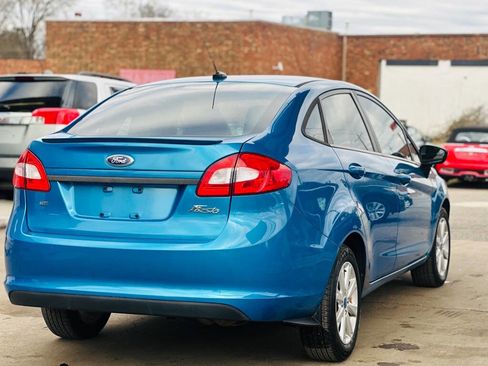Used 2012 Ford Fiesta SE image 7
