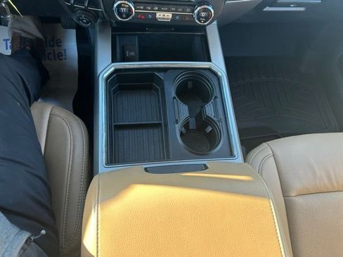 Used 2022 Ford F350 Lariat w/ Chrome Package image 15