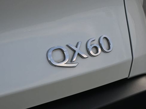 Certified 2024 INFINITI QX60 Sensory AWD/4WD image 20