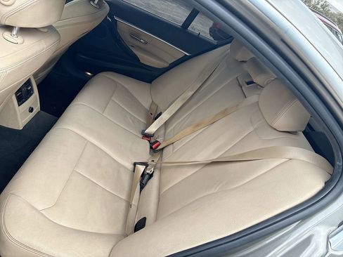 Used 2018 BMW 330i Sedan image 25