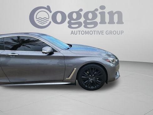 Used 2022 INFINITI Q60 3.0t Luxe w/ Essential Package AWD/4WD image 32