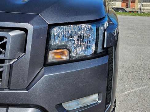 Used 2023 Nissan Frontier SV w/ SV Convenience Package image 10