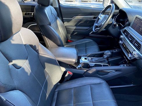 Used 2020 Kia Telluride EX w/ Towing Package image 21