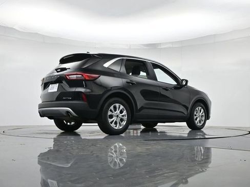 Certified 2024 Ford Escape Active FWD image 32