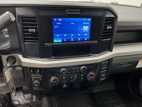 New 2026 Ford F250 XL w/ Snow Plow/Camper Package AWD/4WD image 16