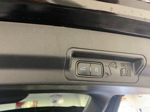 Used 2020 Ford Explorer XLT w/ Equipment Group 202A AWD/4WD image 26