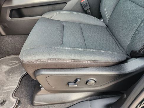 New 2026 RAM 1500 4x4 Crew Cab image 20