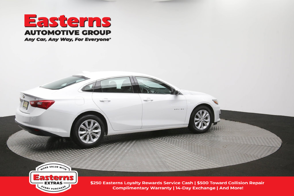 Used 2025 Chevrolet Malibu LT FWD image 44
