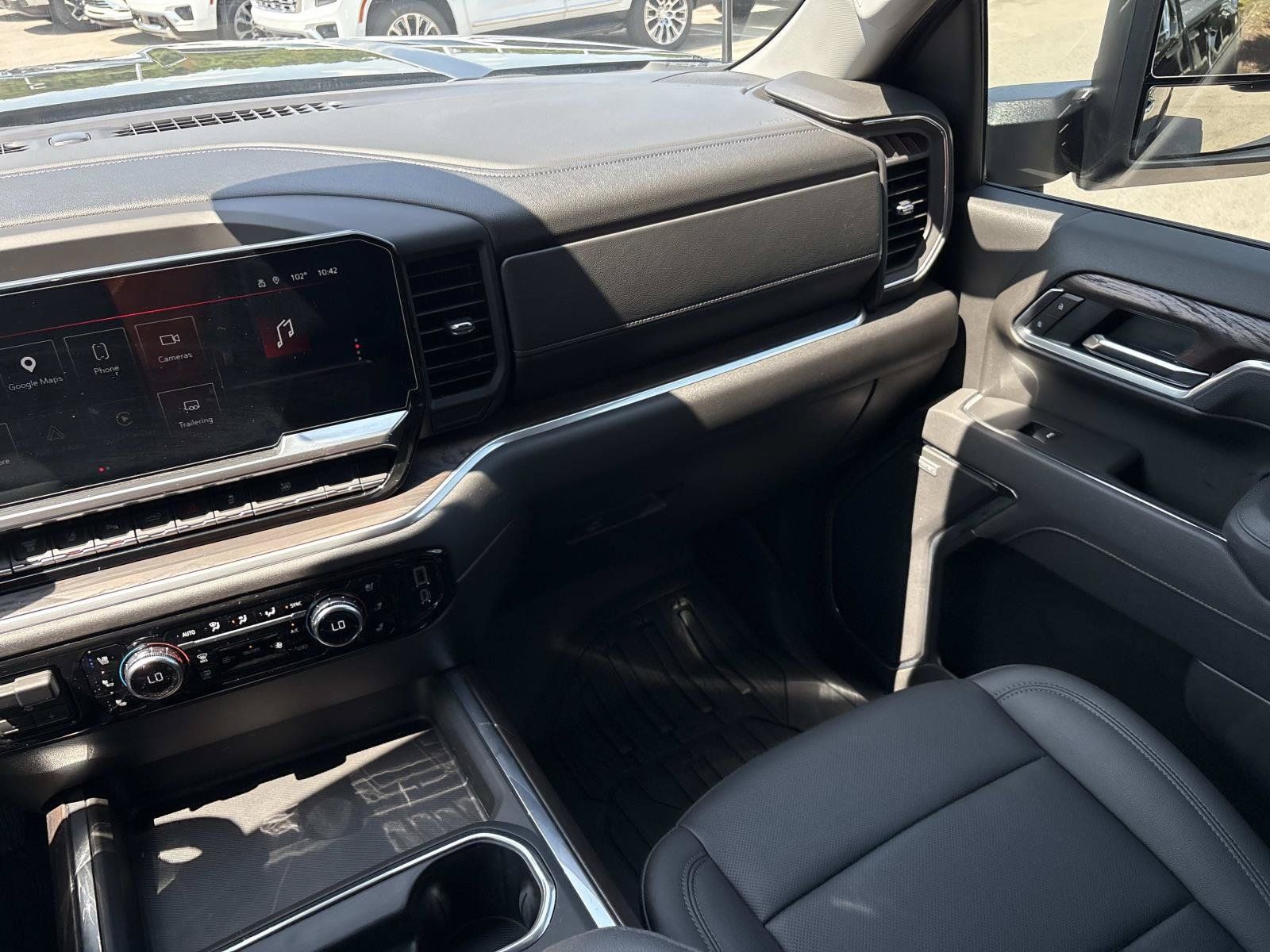 Used 2025 GMC Sierra 2500 SLT w/ SLT Convenience Package AWD/4WD image 28