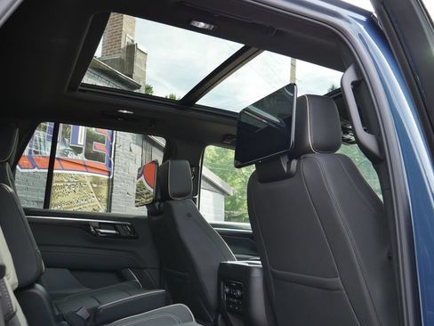 New 2026 Chevrolet Tahoe Premier AWD/4WD image 16
