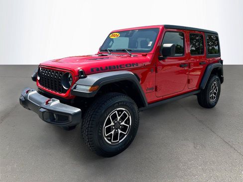 Used 2024 Jeep Wrangler Unlimited Rubicon AWD/4WD image 8