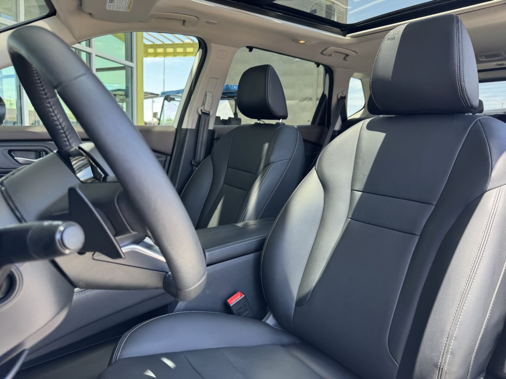 Used 2023 Nissan Rogue SL w/ SL Premium Package FWD image 32