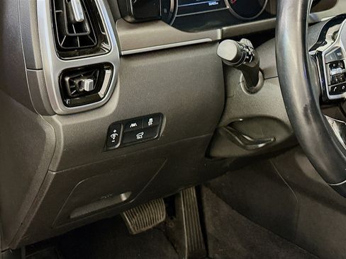 Used 2022 Kia Sorento SX image 17