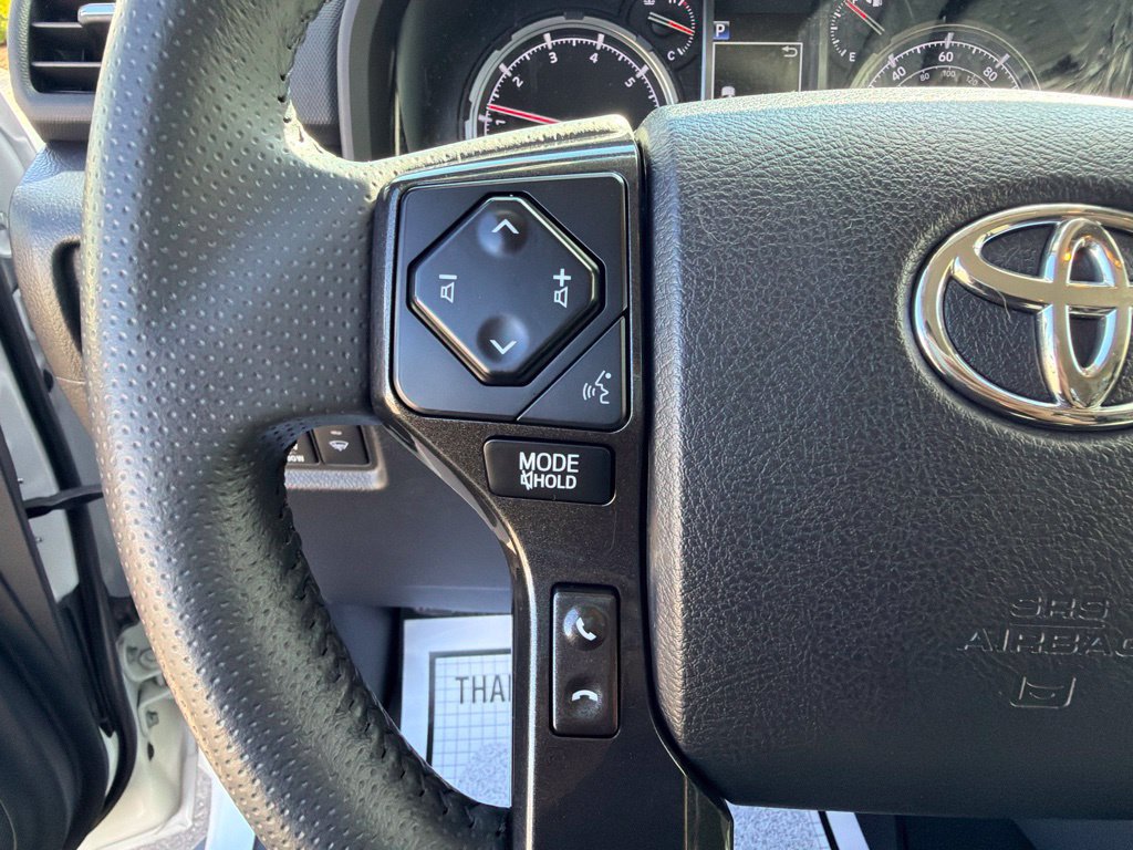Used 2024 Toyota 4Runner TRD Off-Road AWD/4WD image 29