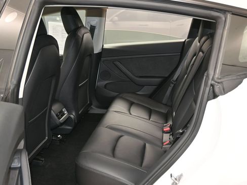 Used 2022 Tesla Model 3 RWD image 36