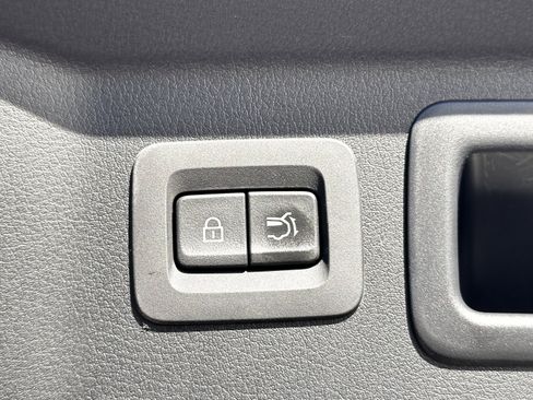 Certified 2025 MAZDA CX-90 3.3 Turbo S w/ Premium Package image 41