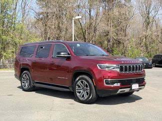 Used 2024 Jeep Wagoneer L Series II w/ Flexible Seating Group video 1
