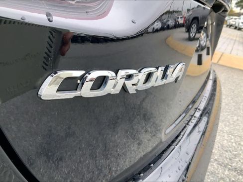Used 2023 Toyota Corolla SE image 9