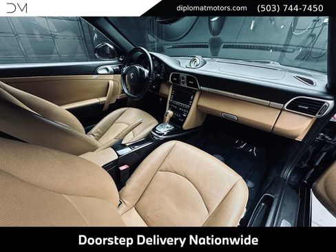 Used 2011 Porsche 911 Carrera 4S AWD/4WD image 19