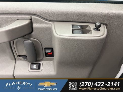 New 2026 Chevrolet Express 2500 Work Van w/ Driver Convenience Package image 21