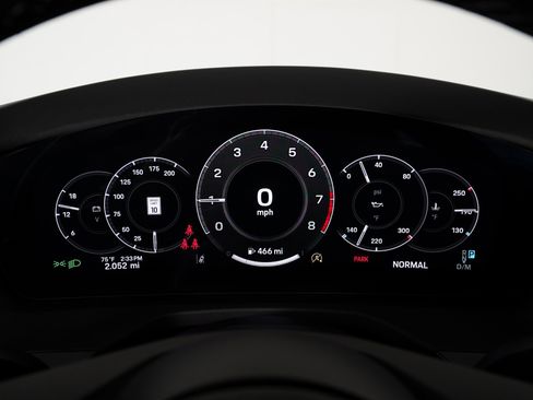 Used 2026 Porsche Panamera image 18