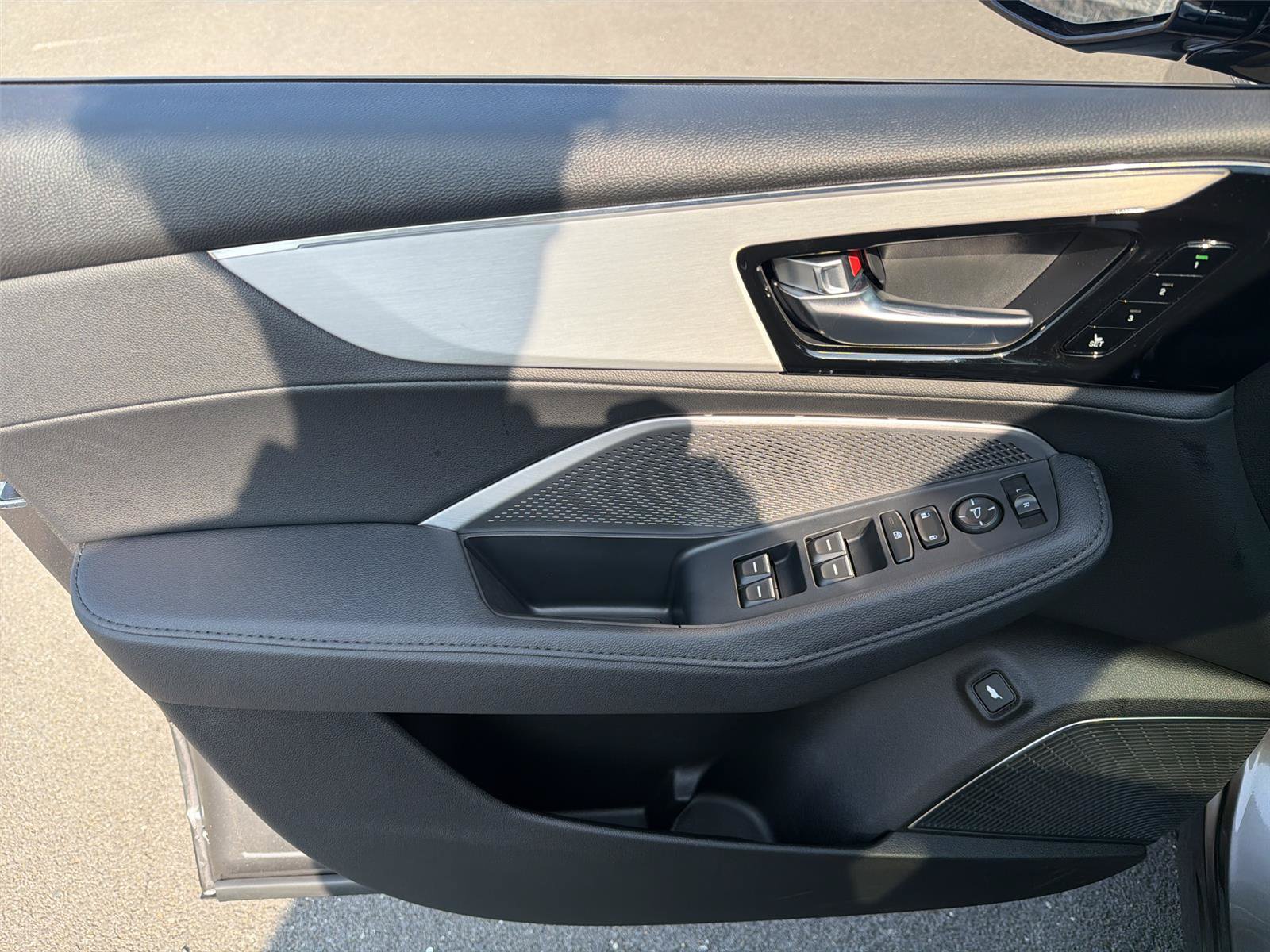 Certified 2026 Acura MDX FWD image 21