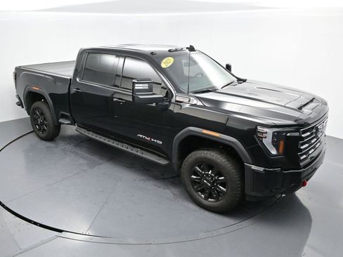 Used 2025 GMC Sierra 2500 AT4 AWD/4WD image 41