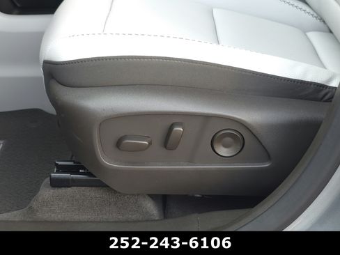 Used 2026 GMC Terrain Denali AWD/4WD image 11